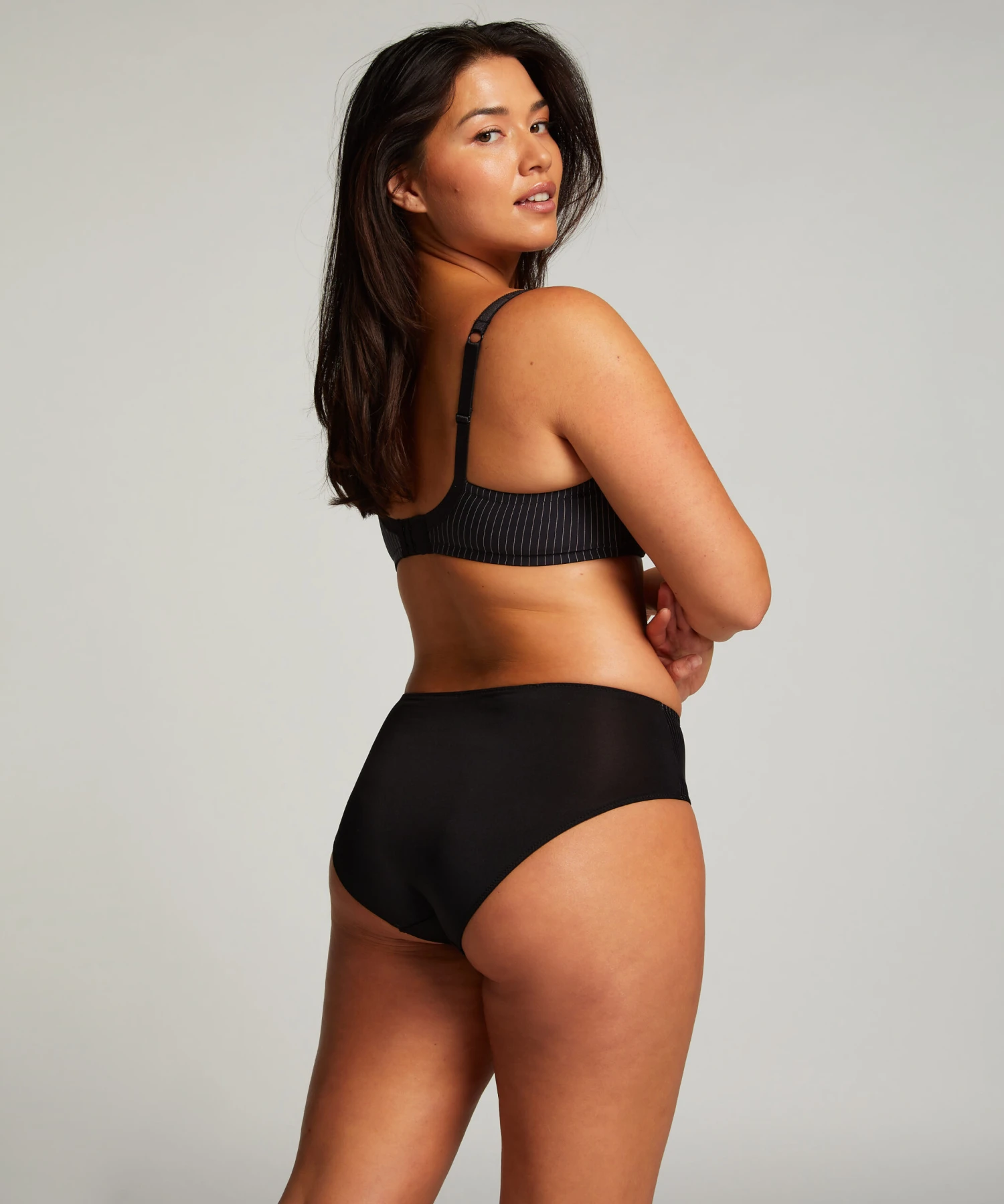 Hoher Slip Adalyn 5 Hoher Slip Adalyn – Bild 3