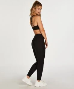 HKMX Nova Sport-BH Level 1 -Mode-Dessous-Geschäft 201519 4 1