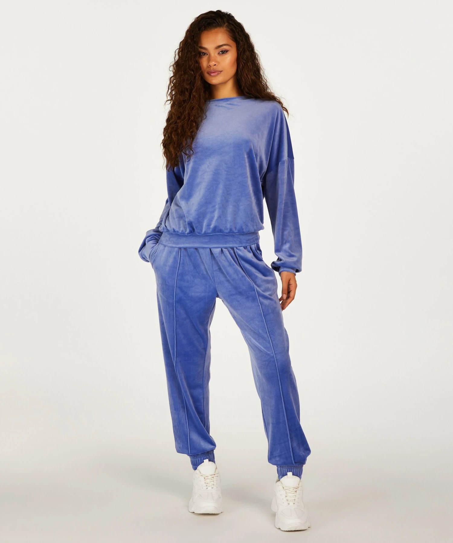 Petite Jogginghose Velours 3 Petite Jogginghose Velours