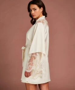 Kimono Sophia 8 Kimono Sophia -Mode-Dessous-Geschäft 202332 4