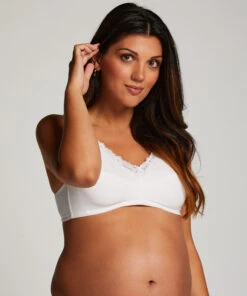 Nicht-vorgeformter Still-BH